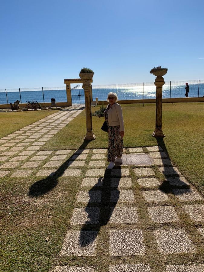 Super Holday Lubina Sol Mijas Beachfront Leilighet Eksteriør bilde